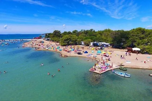Zaba-kamp Dalmacija Privlaka (Zadar)
