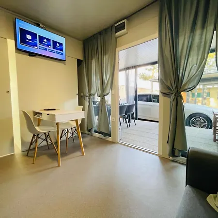 Zaba-kamp Dalmacija Kemp *