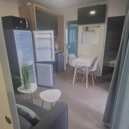 Zaba-kamp Dalmacija Kemp *