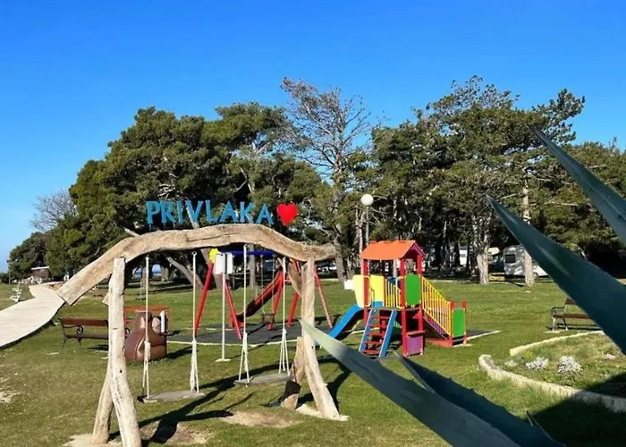 Zaba-kamp Dalmacija *